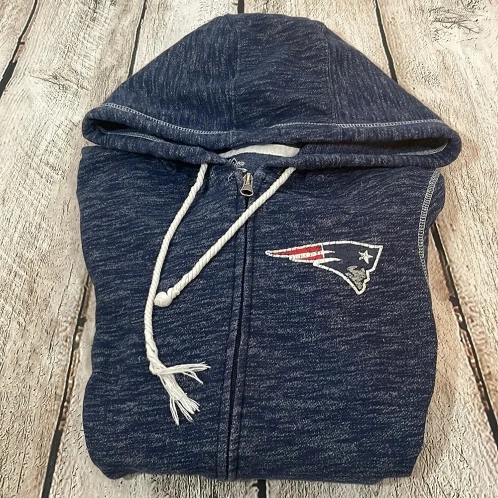 Women’s New England Patriots full zip up hoodie Small - Picture 3 of 3